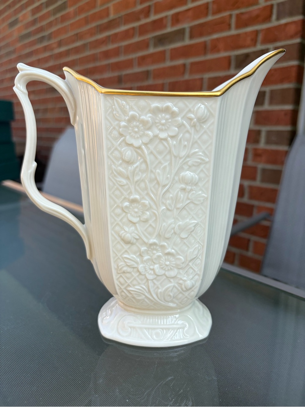 Vintage Lenox Carolina Collection White Ceramic Pitcher with 24K Gold Accents - Picture 2 of 4